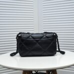 19 FLAP BAG 26CM ALL BLACK - Image 5