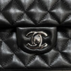 FLAP BAG 25CM SILVER HARDWARE BLACK LAMBSKIN - Image 8