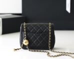 FLAP BAG 17CM GOLD HARDWARE BLACK LAMBSKIN - Image 4