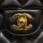 FLAP BAG 23CM BLACK LAMBSKIN GOLD HARDWARE - Image 4