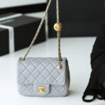 FLAP BAG 17CM GREY LAMBSKIN GOLD HARDWARE - Image 2