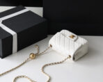 FLAP BAG 17CM WHITE LAMBSKIN GOLD HARDWARE - Image 6