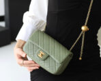 FLAP BAG 20CM KHAKI LAMBSKIN GOLD HARDWARE - Image 5