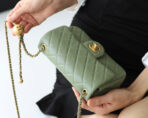 FLAP BAG 20CM KHAKI LAMBSKIN GOLD HARDWARE - Image 6