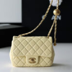 FLAP BAG 17CM YELLOW LAMBSKIN GOLD HARDWARE