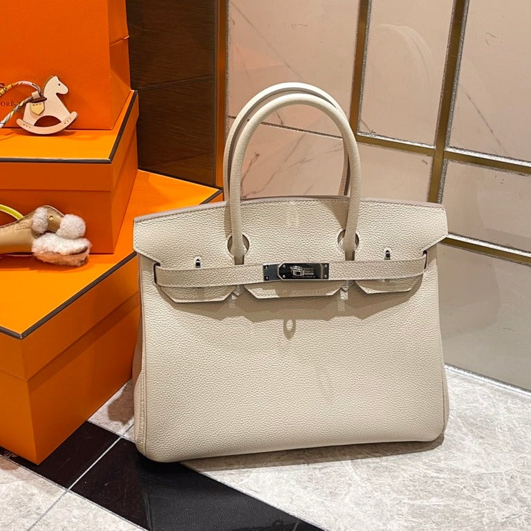 13342606665677432_1800x1800_ec25e06f-1677-4fbe-a799-f3bb8330d1e1-2.jpg HM BIRKIN 30CM WHITE SILVER HARDWARE - Image 1
