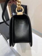 BOY BAG MEDIUM 25 BLACK CAVIAR GOLD HARDWARE - Image 5
