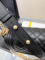 BOY BAG MEDIUM 25 BLACK CAVIAR GOLD HARDWARE - Image 7