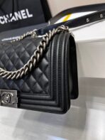 BOY BAG MEDIUM 25 BLACK CAVIAR RUTHENIUM HARDWARE - Image 3