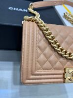 BOY BAG MEDIUM 25 BROWN CAVIAR GOLD HARDWARE - Image 5