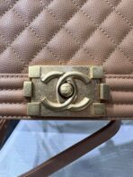 BOY BAG MEDIUM 25 BROWN CAVIAR GOLD HARDWARE - Image 9