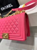 BOY BAG MEDIUM 25 RED CAVIAR GOLD HARDWARE - Image 3