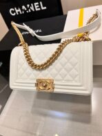 BOY BAG MEDIUM 25 WHITE CAVIAR GOLD HARDWARE - Image 3