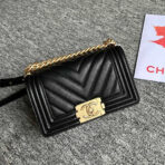 BOY BAG SMALL 20 BLACK CHEVRON CAVIAR GOLD HARDWARE - Image 2
