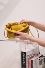 CC HOBO BAG 22 YELLOW LAMBSKIN GOLD HARDWARE - Image 8