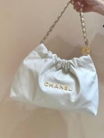 CC 19 HOBO BAG 43CM WHITE GOATSKIN GOLD HARDWARE - Image 3