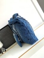CC HOBO 39CM JEAN SILVER HARDWARE - Image 4