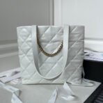 CC 19 TOTE 33CM WHITE LAMBSKIN GOLD HARDWARE - Image 3