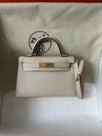 HM KELLY MINI 19 WHITE  GOLD HARDWARE - Image 2