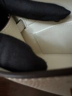 HM KELLY MINI 19 WHITE  GOLD HARDWARE - Image 9