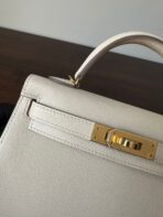 HM KELLY MINI 20 WHITE CHEVRE GOLD HARDWARE - Image 6