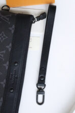 POCHETTE TO GO 30 MONOGRAM ECLIPSE - Image 5