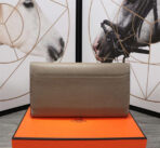 HM CLUTCH CONSTANCE 20.5 KHAKI  SILVER HARDWARE - Image 5