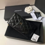 CC MOBILE PURSE 19.5 BLACK GRAINED CALFSKIN GOLD ICON - Image 2