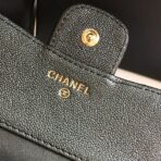 CC FLAP CARD HOLDER 11.5 BLACK GRAINED CALFSKIN GOLD ICON - Image 7