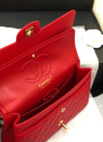 FLAP BAG MEDIUM 25CM RED CAVIAR GOLD HARDWARE - Image 10