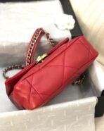 19 FLAP BAG 26 RED LAMBSKIN GOLD HARDWARE - Image 5
