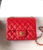 MINI SQUARE FLAP BAG 17CM RED LAMBSKIN GOLD HARDWARE - Image 4