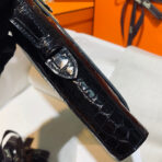 KELLY CUT 31 IN BLACK SHINY  CROCO-EMBOSSED WITH GOLD HARDWARE - Image 8