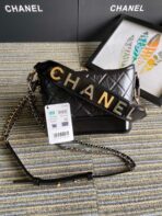 CC MEDIUM 20 HOBO BAG IN BLACK CALFSKIN WITH STRAP - Image 3