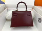 KELLY MINI 20 BAG IN WINE RED SMOOTH  WITH GOLD HARDWARE - Image 6