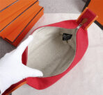 HM BRIDE-A-BRAC 25 RED CANVAS - Image 3