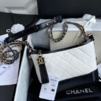 CC GABRIELLE MINI 20 HOBO BAG IN WHITE MIX BLACK CALFSKIN - Image 2