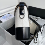 CC GABRIELLE MEDIUM 28 HOBO BAG IN BLACK MIX WHITE CALFSKIN - Image 6