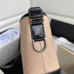 CC ABRIELLE MEDIUM 28 HOBO BAG IN ALMOND BEIGE MIX BLACK CALFSKIN - Image 6