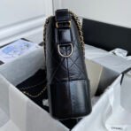 CC ABRIELLE MEDIUM 28 HOBO BAG IN BLACK CALFSKIN - Image 10