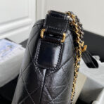 CC ABRIELLE MEDIUM 28 HOBO BAG IN BLACK CALFSKIN - Image 9