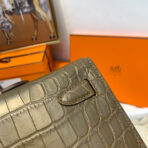 KELLY CUT 31 IN MOCHA BROWN CROCO-EMBOSSED  WITH GOLD HARDWARE - Image 7