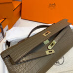 KELLY CUT 31 IN MOCHA BROWN CROCO-EMBOSSED  WITH GOLD HARDWARE - Image 3