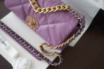 19 FLAP BAG 30 PURPLE GOATSKIN GOLD HARDWARE - Image 10