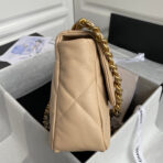 CC LARGE 30 FLAP BAG IN BEIGE CREAM LAMBSKIN - Image 9