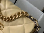 19 FLAP BAG 30 LIGHT YELLOW GOATSKIN - Image 6