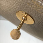 HM LINDY 30 BAG IN PEANUT BROWN  GOLD HARDWARE - Image 3