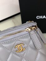 CC MINI 11 VANITY CHAIN IN LIGHT GREY CALFSKIN GOLD HARDWARE - Image 7