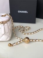 CC MINI 11 VANITY CHAIN IN WHITE CALFSKIN GOLD HARDWARE - Image 10