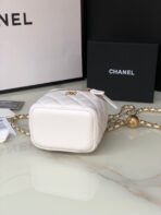 CC MINI 11 VANITY CHAIN IN WHITE CALFSKIN GOLD HARDWARE - Image 7